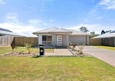 17 Ridge Road, Branyan QLD